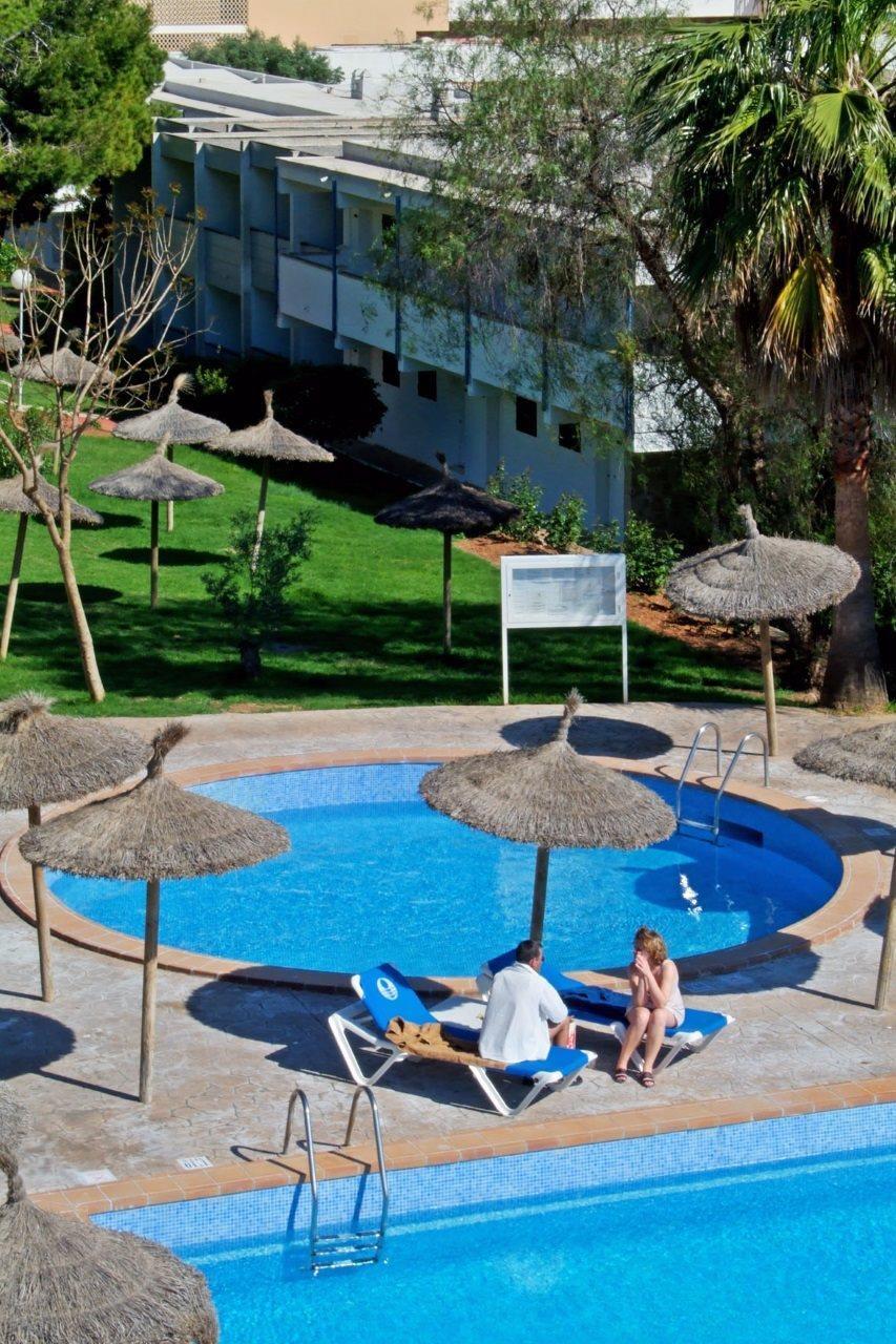 Complejo Calas De Mallorca Hotel Exterior photo
